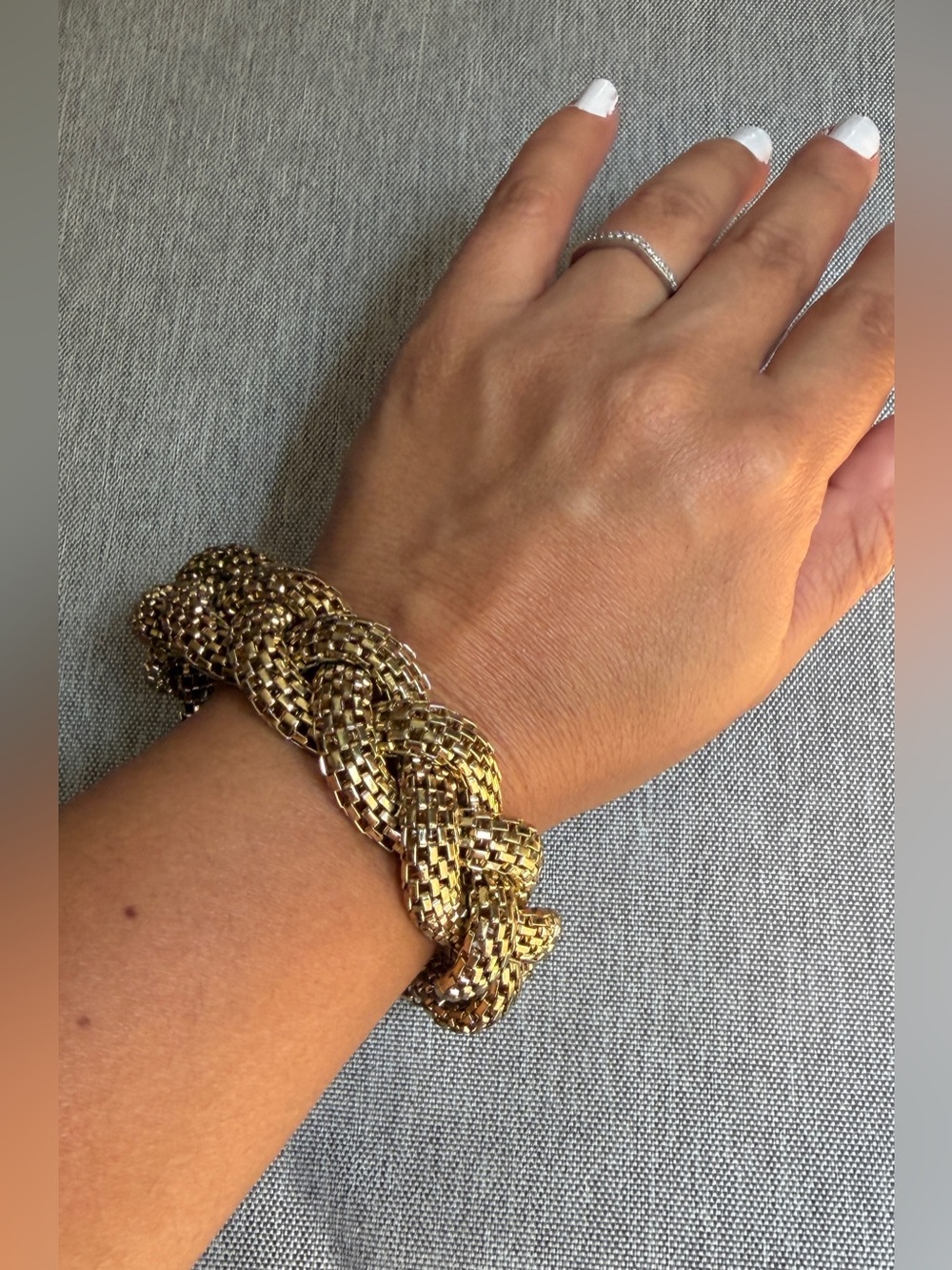 Vintage Gold tone Braided Chain Bracelet - Women Jewelry